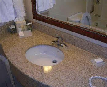 Hilton Garden Columbus-university Area Hotel Columbus